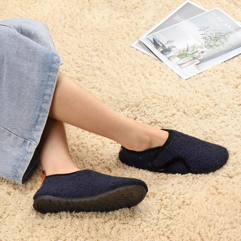 Lightweight Fleece Lined Slippers – Cozy Comfort with Secure Traction - Cloud Cushion Slides