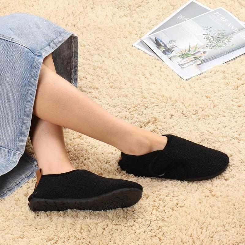 Lightweight Fleece Lined Slippers – Cozy Comfort with Secure Traction - Cloud Cushion Slides